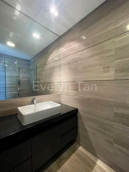 4 Bed Condo for Sale in  Three Buckley - Image 6